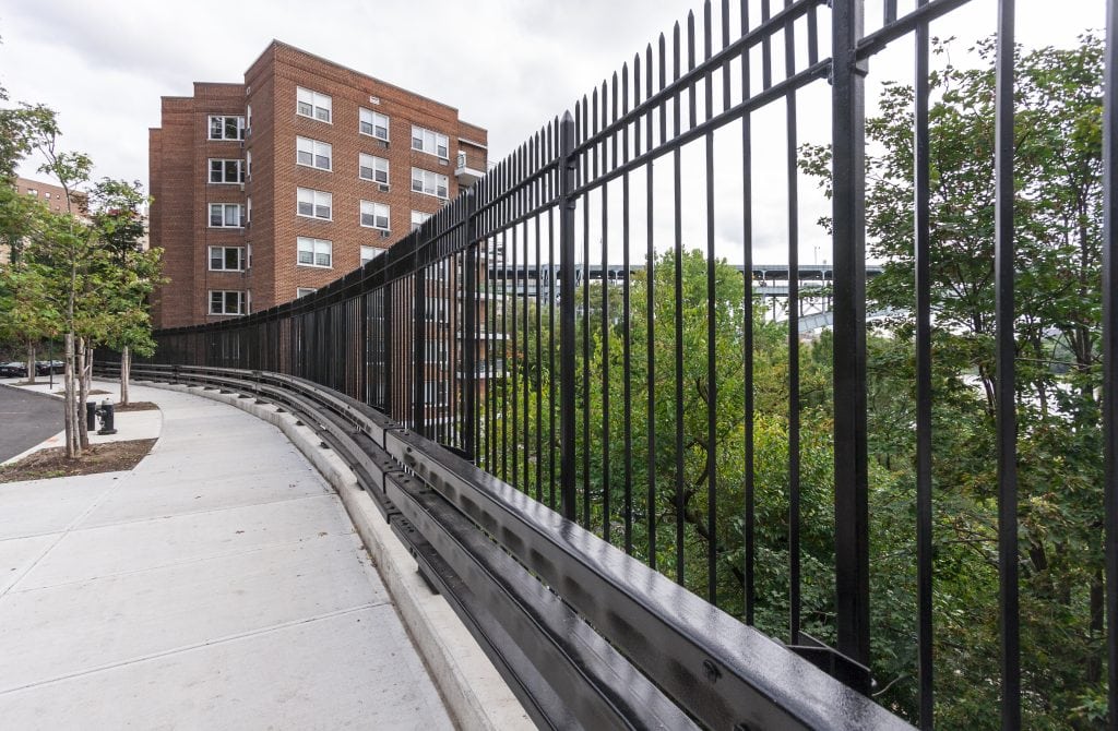 Palisade Avenue Retaining Wall